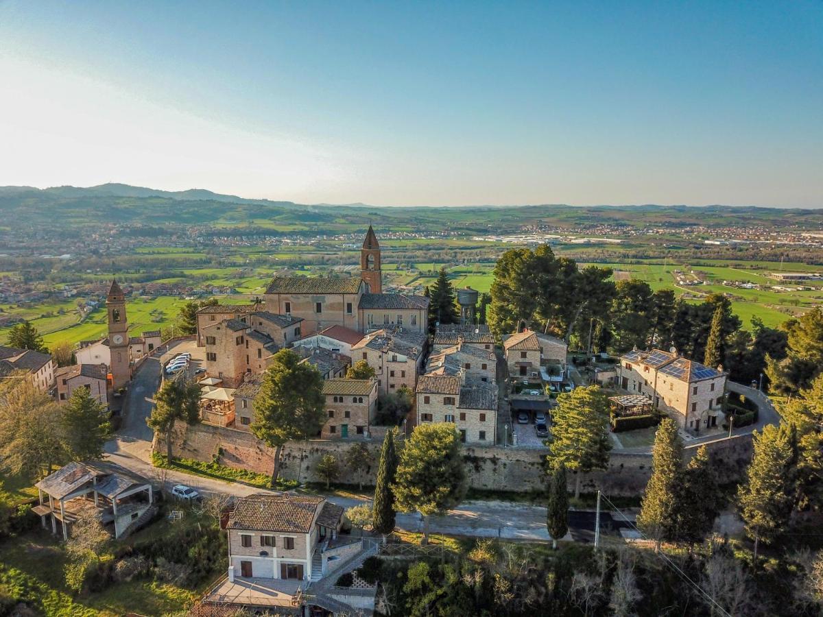 Albergo Diffuso Borgo Montemaggiore Montemaggiore al Metauro Kültér fotó