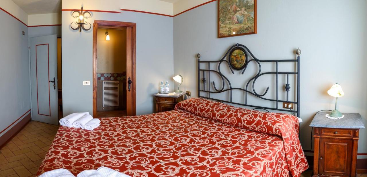 Albergo Diffuso Borgo Montemaggiore Montemaggiore al Metauro Kültér fotó