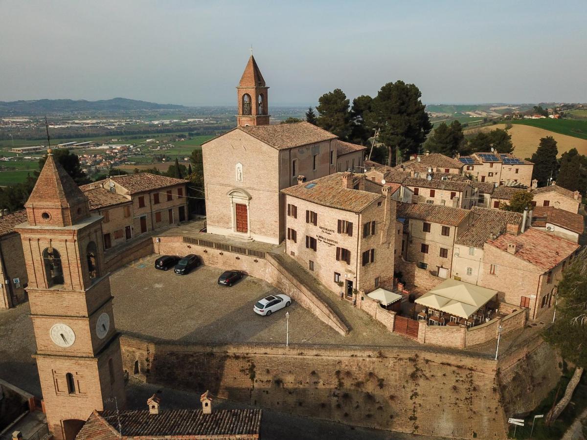 Albergo Diffuso Borgo Montemaggiore Montemaggiore al Metauro Kültér fotó